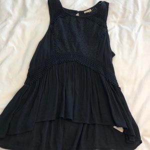 Black Hollister tank top